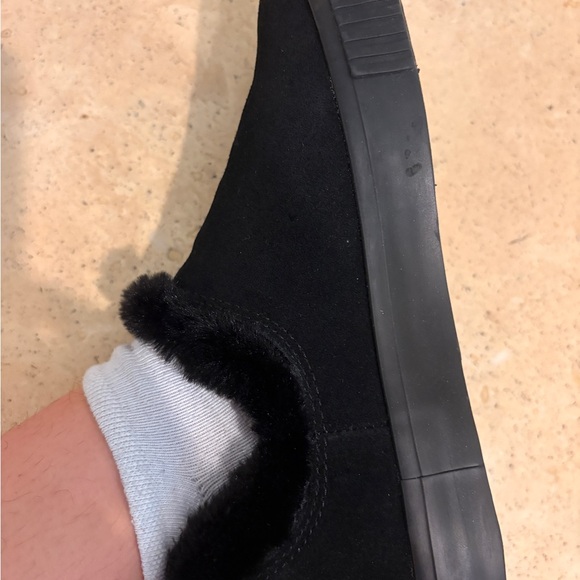 Timberland Black Fur-Lined Ankle Boots - Picture 5 of 6